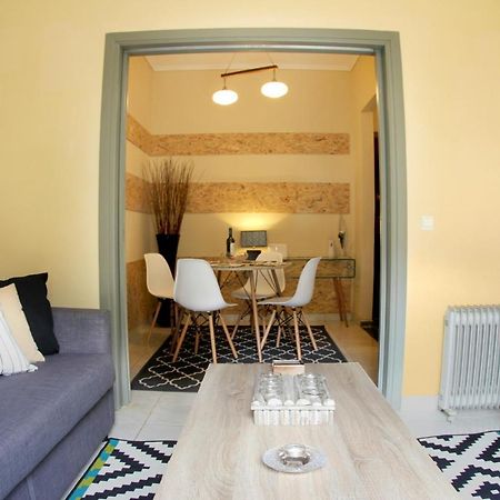 Stylish City Center Garden Apartment Athens Exterior photo