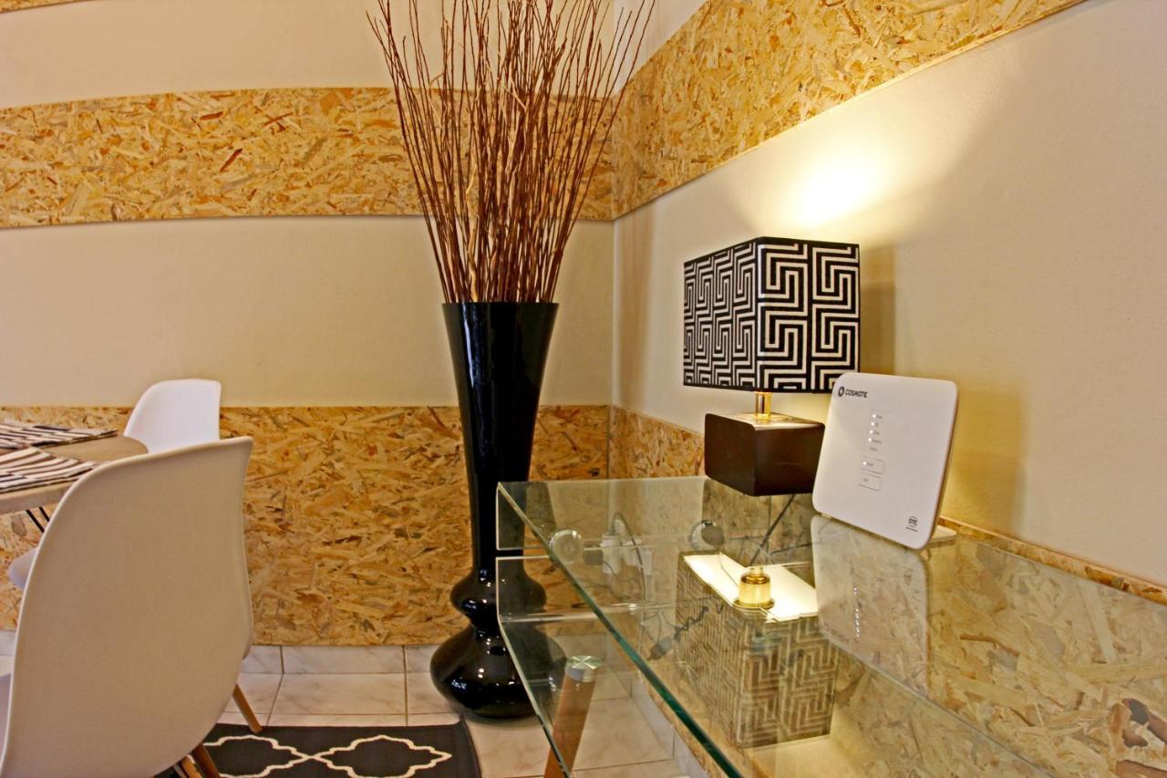 Stylish City Center Garden Apartment Athens Exterior photo