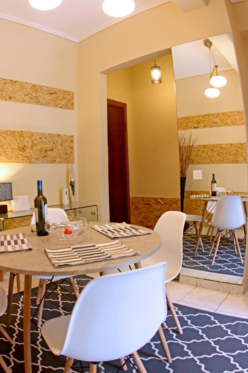 Stylish City Center Garden Apartment Athens Exterior photo